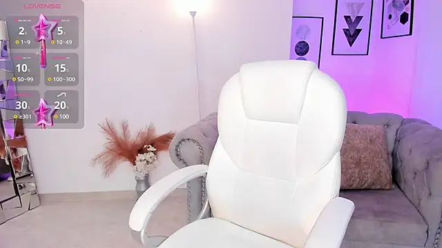 Snapshot of kendaall_jenner_ chatting on December 10, 2024, 2:05 am kendaall jenner online show from December 10, 2024, 2:05 am