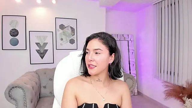 Snapshot of kendaall_jenner_ chatting on January 8, 2025, 4:12 am kendaall jenner online show from January 8, 2025, 4:12 am