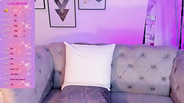 Snapshot of kendaall_jenner_ chatting on January 16, 2025, 8:00 am kendaall jenner online show from January 16, 2025, 8:00 am