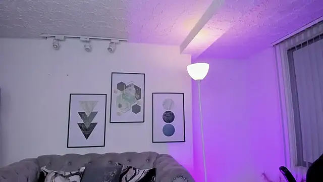 Snapshot of kendaall_jenner_ chatting on January 29, 2025, 8:18 am kendaall jenner online show from January 29, 2025, 8:18 am