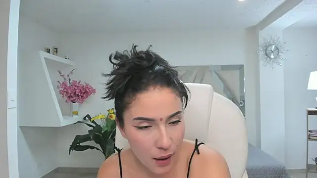 Snapshot of kendaall_jenner_ chatting on February 1, 2025, 7:36 am kendaall jenner online show from February 1, 2025, 7:36 am