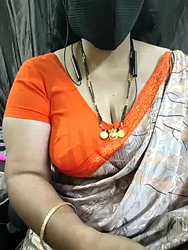 Snapshot of bhuvana555 chatting on February 20, 2026, 5:24 pm bhuvana555 online show from February 20, 2026, 5:24 pm