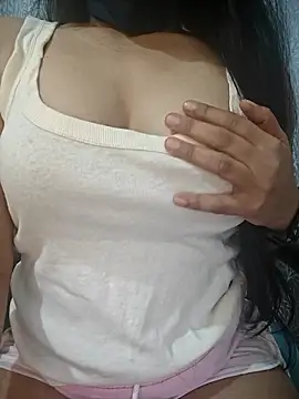 Snapshot of Rina777o chatting on January 9, 2026, 6:31 pm Rina777o online show from January 9, 2026, 6:31 pm