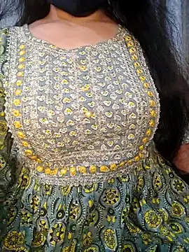 Snapshot of Rina777o chatting on January 16, 2026, 6:01 pm Rina777o online show from January 16, 2026, 6:01 pm