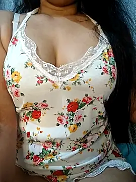 Snapshot of Rina777o chatting on February 9, 2026, 9:41 pm Rina777o online show from February 9, 2026, 9:41 pm