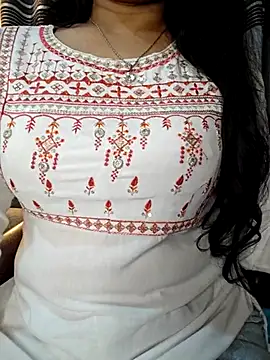 Rina777o online show from June 21, 2026, 5:37 pm