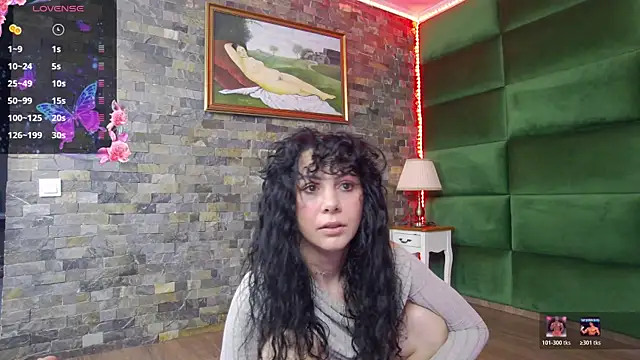 SelenSummer online show from March 25, 2026, 5:02 am