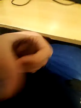 Snapshot of Gauchogg20 chatting on December 22, 2025, 8:06 pm Gauchogg20 online show from December 22, 2025, 8:06 pm