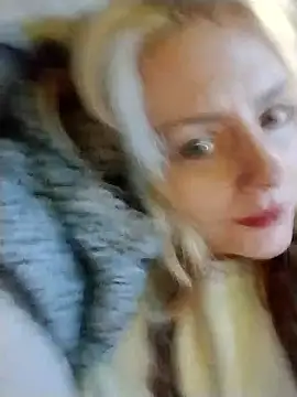 Snapshot of SkarlettRose96 chatting on January 12, 2026, 9:03 am SkarlettRose96 online show from January 12, 2026, 9:03 am