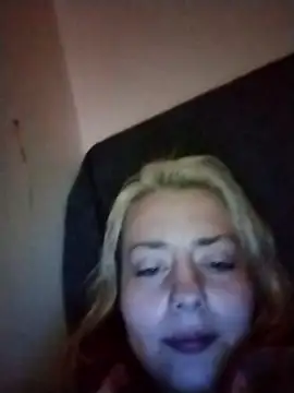 Snapshot of SkarlettRose96 chatting on January 19, 2026, 7:01 am SkarlettRose96 online show from January 19, 2026, 7:01 am