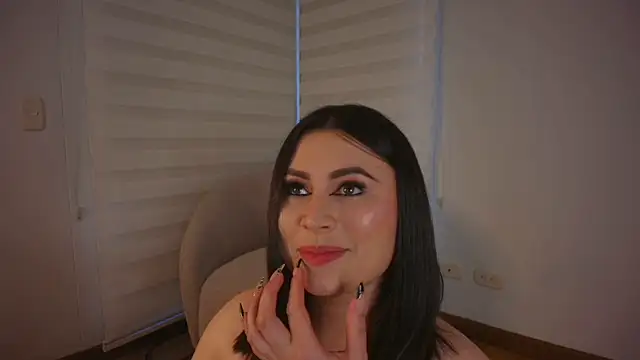Snapshot of venusleroy_ chatting on October 22, 2025, 10:20 pm venusleroy  online show from October 22, 2025, 10:20 pm