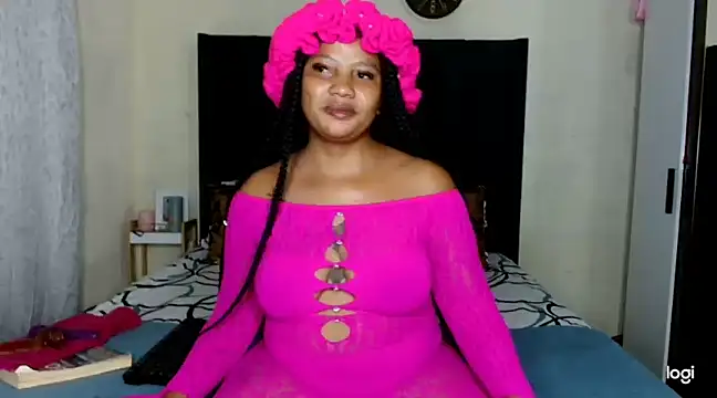 Snapshot of quenliyasa chatting on March 11, 2025, 5:13 pm quenliyasa online show from March 11, 2025, 5:13 pm