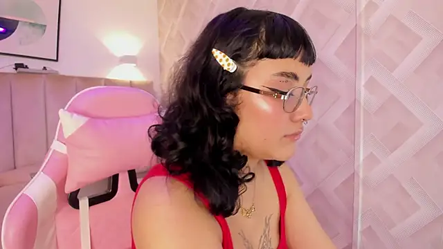 Snapshot of Haru_Bonny chatting on February 13, 2026, 8:05 pm Haru Bonny online show from February 13, 2026, 8:05 pm