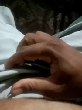 Snapshot of SSmadhu chatting on March 18, 2026, 5:05 pm SSmadhu online show from March 18, 2026, 5:05 pm