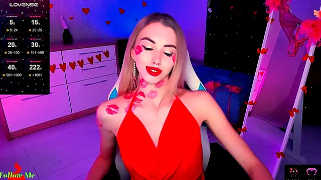 Snapshot of Emilia_Klar chatting on February 12, 2025, 8:27 am Emilia Klar online show from February 12, 2025, 8:27 am