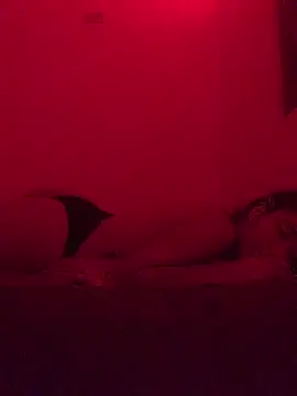 Snapshot of Marielasanchez chatting on February 25, 2025, 7:09 am Marielasanchez online show from February 25, 2025, 7:09 am