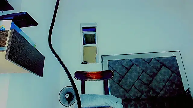 franchescasecrett online show from November 8, 2025, 10:59 am