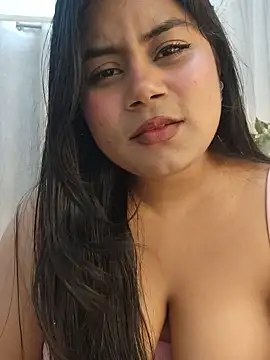 Snapshot of its_amesha chatting on December 23, 2024, 11:06 pm its amesha online show from December 23, 2024, 11:06 pm