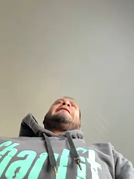 Snapshot of elamante03 chatting on December 5, 2024, 7:49 pm elamante03 online show from December 5, 2024, 7:49 pm