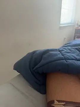 Snapshot of elamante03 chatting on January 22, 2025, 5:06 pm elamante03 online show from January 22, 2025, 5:06 pm