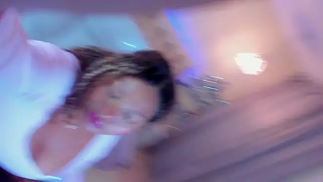 Snapshot of Redhot_chilipeppers chatting on December 20, 2024, 2:19 am Redhot chilipeppers online show from December 20, 2024, 2:19 am