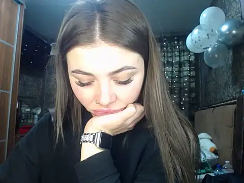 BonnyShy online show from December 15, 2025, 9:13 am