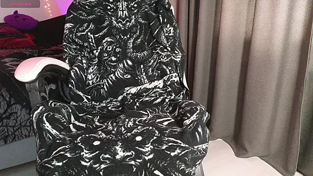 Devil s bride online show from May 12, 2026, 4:15 pm