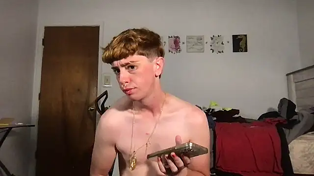 Snapshot of twentywithafelonyy chatting on October 25, 2025, 7:16 am twentywithafelonyy online show from October 25, 2025, 7:16 am