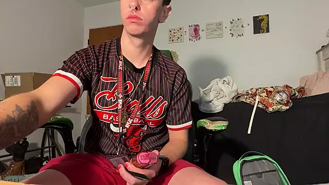 Snapshot of twentywithafelonyy chatting on December 4, 2025, 8:12 am twentywithafelonyy online show from December 4, 2025, 8:12 am