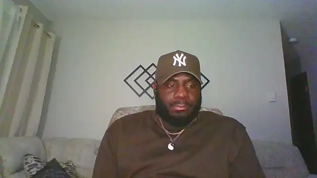 Snapshot of Stayinalive1992 chatting on February 1, 2026, 4:11 am Stayinalive1992 online show from February 1, 2026, 4:11 am