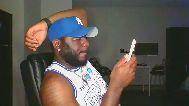 Snapshot of Stayinalive1992 chatting on February 16, 2026, 3:35 am Stayinalive1992 online show from February 16, 2026, 3:35 am