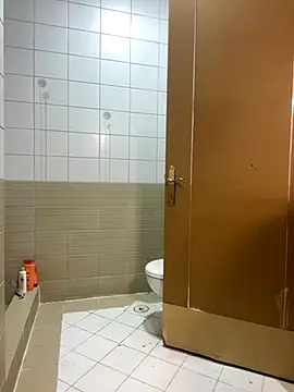 Snapshot of Layla-daloua chatting on November 26, 2025, 1:50 am Layla-daloua online show from November 26, 2025, 1:50 am