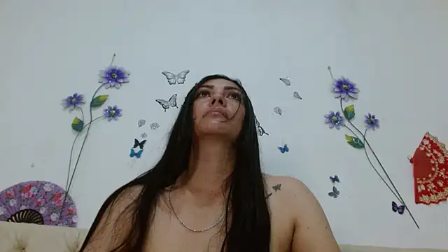 Snapshot of marlymilf6 chatting on September 10, 2025, 3:12 pm marlymilf6 online show from September 10, 2025, 3:12 pm