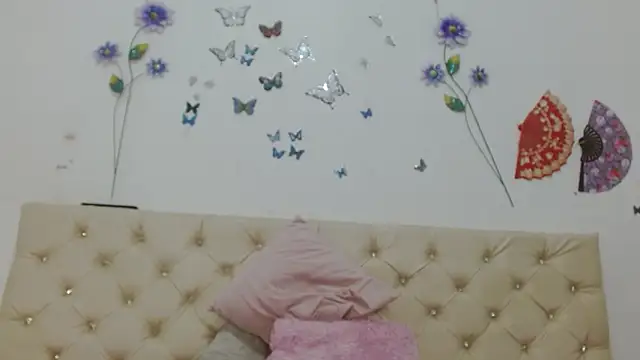 marlymilf6 online show from March 11, 2026, 2:06 am