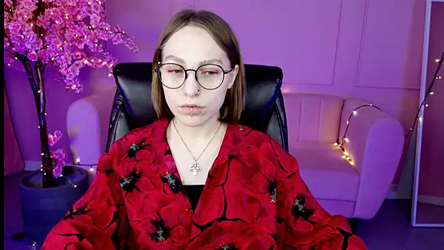 Snapshot of AphexQueen chatting on January 29, 2025, 1:07 pm AphexQueen online show from January 29, 2025, 1:07 pm