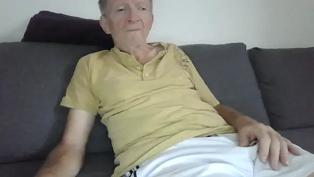 Snapshot of naturiste974 chatting on June 2, 2026, 4:09 pm naturiste974 online show from June 2, 2026, 4:09 pm