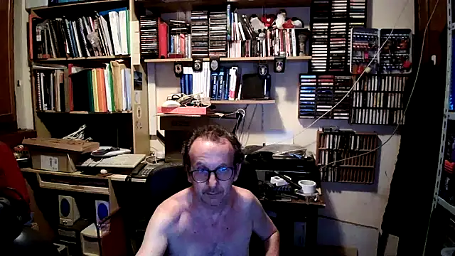 Marco Marchese online show from July 5, 2026, 10:39 pm