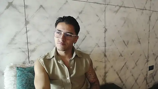 Andy Joy  online show from October 30, 2025, 10:38 am