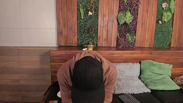 Andy Joy  online show from March 30, 2026, 12:06 pm