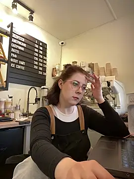 cinnabon  online show from June 11, 2026, 11:08 am