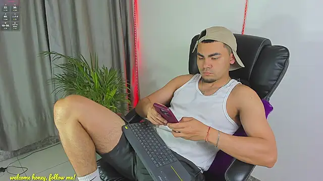 kalivan voinesscu online show from November 27, 2025, 8:38 am