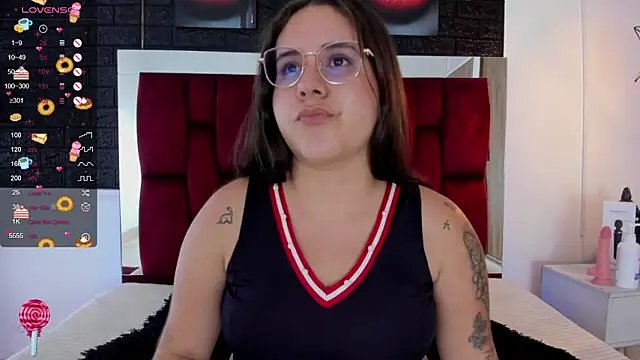 Snapshot of April1_sc chatting on December 10, 2024, 1:33 pm April1 sc online show from December 10, 2024, 1:33 pm