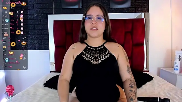 Snapshot of April1_sc chatting on December 20, 2024, 1:22 pm April1 sc online show from December 20, 2024, 1:22 pm