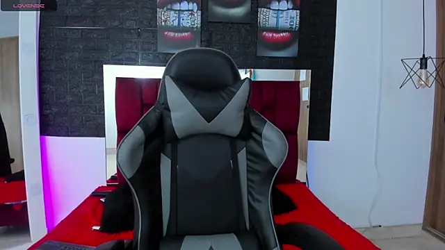 Snapshot of April1_sc chatting on March 13, 2025, 4:45 pm April1 sc online show from March 13, 2025, 4:45 pm