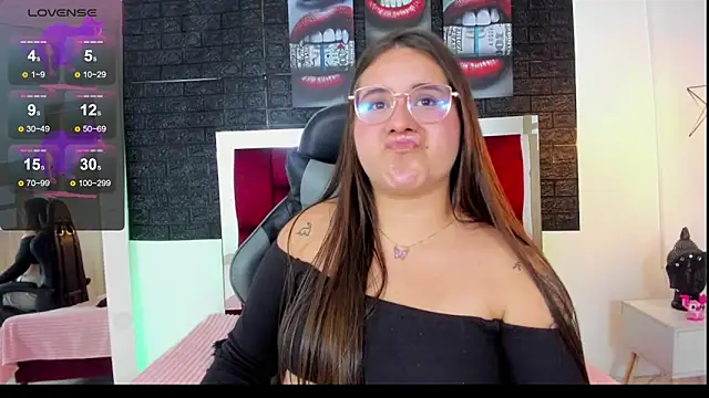 Snapshot of April1_sc chatting on March 18, 2025, 1:31 pm April1 sc online show from March 18, 2025, 1:31 pm