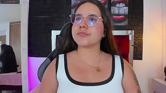 Snapshot of April1_sc chatting on March 20, 2025, 5:04 pm April1 sc online show from March 20, 2025, 5:04 pm