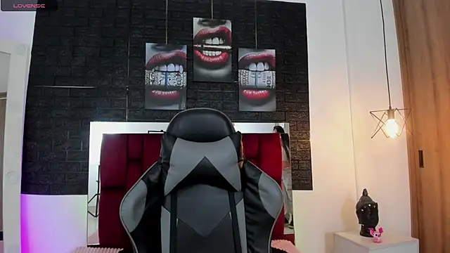 Snapshot of April1_sc chatting on March 22, 2025, 12:35 pm April1 sc online show from March 22, 2025, 12:35 pm