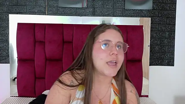 Snapshot of April1_sc chatting on September 19, 2025, 1:45 pm April1 sc online show from September 19, 2025, 1:45 pm