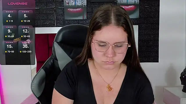 Snapshot of April1_sc chatting on September 29, 2025, 1:38 pm April1 sc online show from September 29, 2025, 1:38 pm