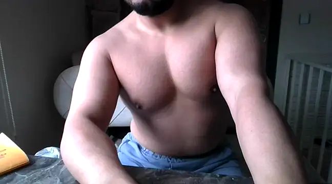 Snapshot of DateMike94 chatting on January 13, 2025, 10:14 am DateMike94 online show from January 13, 2025, 10:14 am